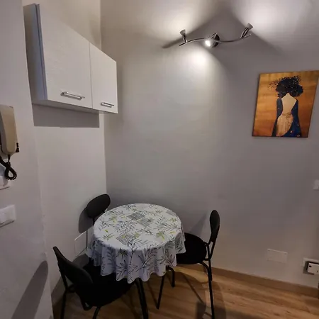 La Chicca Historic Center Apartman